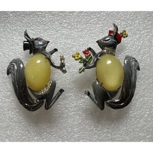 1950's Coro Mr & Mrs Squirrel Pins Gene Verrecchio Enamel Paint Yellow cabochon